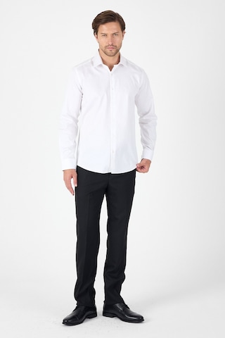 İmza Beyaz Uzun Kol Sert Yaka Cepsiz Slim Fit %100 Pamuk Gömlek 1004250266 Beyaz