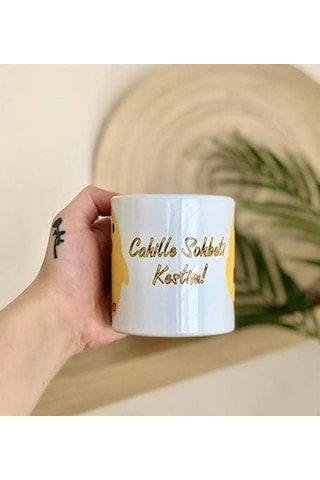 Cahille Sohbeti Kesen Civciv Tasarımlı Kupa Açık Ahşap