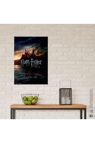 Wizarding World - Harry Potter Poster - Deathly Hallows P.1, Hogw