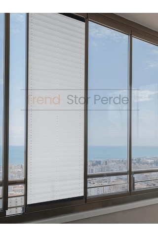 Beyaz Plise Katlanır Cam Balkon Perdesi - Ofis Perdesi - Salon Perdesi - 001 Beyaz