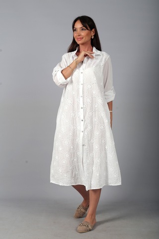By Saygı Kadın İtalyan Cotton Cepli Kabartma Çiçek Nakış İşlemeli Oversize Uzun Elbise Beyaz