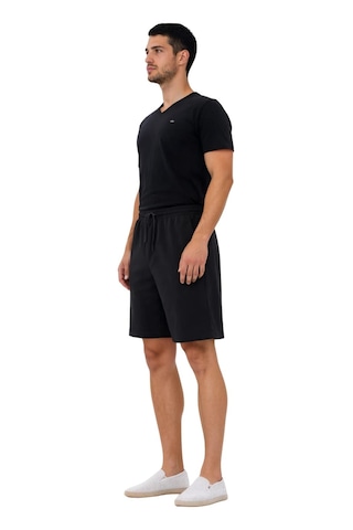 Ar-ma Erkek Şort Baskisiz Basic İp Kapamali Önden Normal 2 Cepli ,arka Normal Tek Cepli Şort Örme Kumaş Regular Fit %100 Pamuk 30/2 Süprem Y31504279802 Siyah-s1