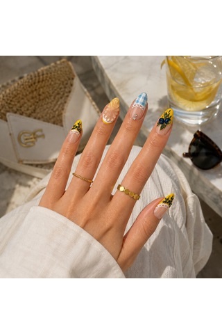 Ten Rengi Nail Art Kısa Badem El Yapımı Jel Tırnak Kkbd-3512 M