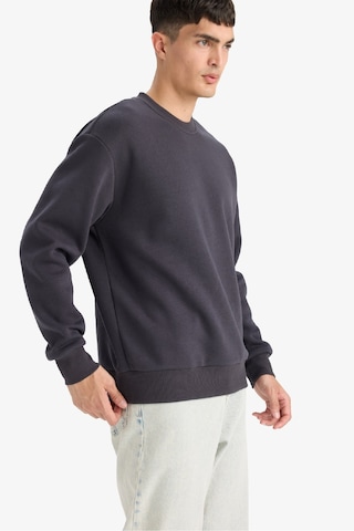 Defacto Relax Fit Bisiklet Yaka Kalın İçi Yumuşak Tüylü Basic Düz Sweatshirt T5139az25auar138 Antrasit