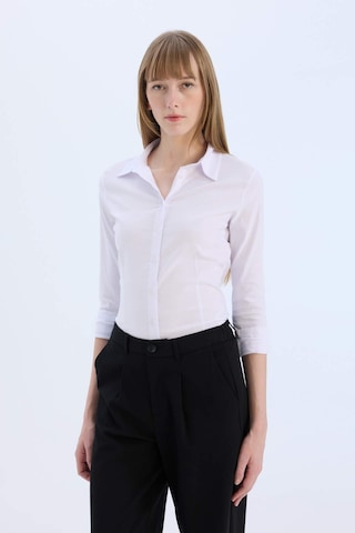 DeFacto Regular Fit Bengalin Uzun Kollu Gömlek I5278AZ25SPWT36