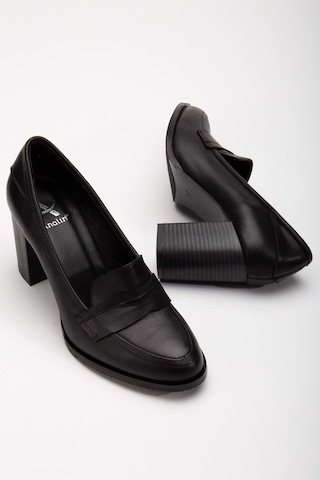 Analin Shoes Kadın Hakiki Deri Saraçlı Klasik Topuklu Ayakkabı Siyah
