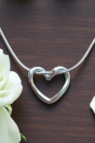 Çelik Kalpli Düğüm Kolye Kadın Şık Kolye Romantik Kolye Gümüş