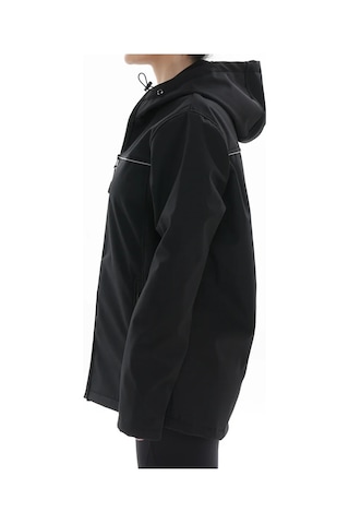 Softshell Mont Beyaz Biyeli Siyah