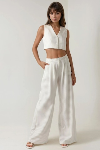 Hiccup Pika Collection Fitted Striped Crop Yelek Beyaz