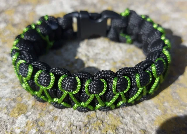 Siyah & Yeşil Zincir Paracord Bileklik Siyah - Yeşil