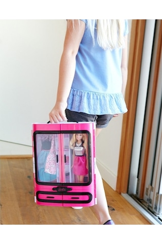 Barbie'nin Muhteşem Dolabı Pembe Dmt57 Barbie Gardrop