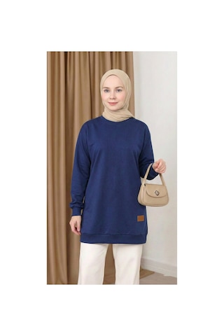 Unika Boutique Kadın Bisiklet Yaka Tesettür Yırtmaçlı Armalı Tunik Sweat Sweatshirt Lacivert