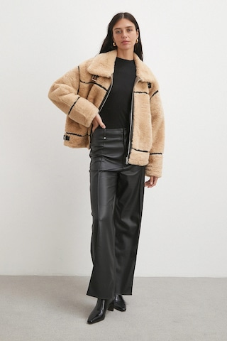 Ters Detay Peluş Lamine Mont Bej Bej