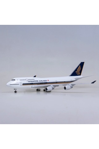 Singapore Airlines B747 Yolcu Uçağı Model Uçak 1/160 47cm