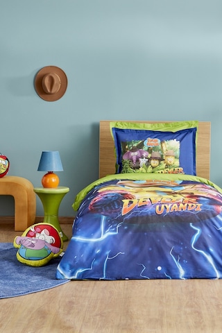 Karaca Home X Kral Şakir Devler Uyandı Tek Kişilik Nevresim Takı 200.22.11.0364