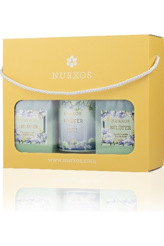 Nurxos 9688 Nilüfer Kutulu 2 Adet Kokulu Mum + Freshener Oda Spreyi
