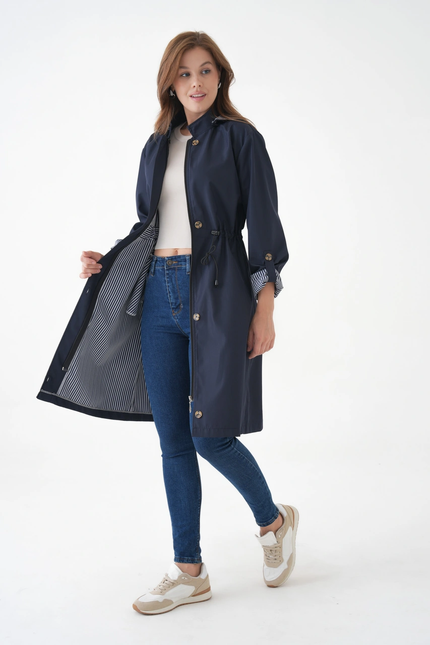 Kadın Rüzgar Ve Su Geçirmez Bondit Kumaş Çıkarılabilir Düğmeli Kapüşon Beli Tünelli Mevsimlik Trençkot Lacivert