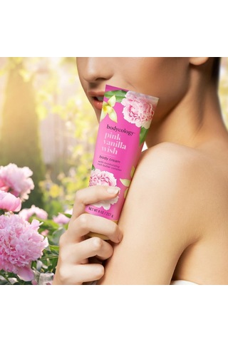 Bodycology Pink Wanilla Wish Vanilya Çiçeksi Kadın Vücut Kremi 227 G