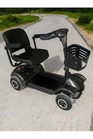 Scooter P401 Dört Tekerli Engelli Aracı