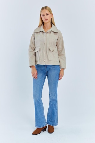 4410 Kadın Balık Sırtı Kısa Kaban Bej Bej