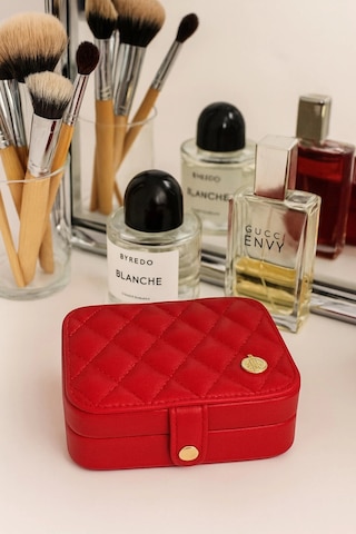 Deri Mini Baklava Desenli Seyahat Takı Bijuteri Mücevher Kutusu Organizer Düzenleyici 11,5cm Kırmızı