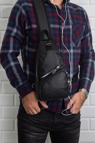 NEWİSH POLO BODY BAG ÇAPRAZ SIRT ÇANTASI USB KABLO ÇIKIŞLI-YIKAMA