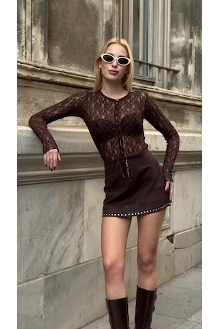 Kadın Asimetrik Kuş Gözü Bağcıklı Eteği Zımbalı Tasarım Spor Şık Süet Etek Kahverengi