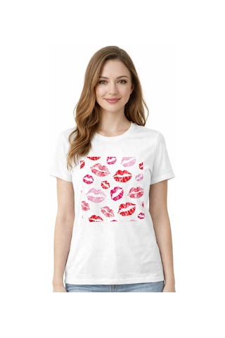 Herkesemoda Öpücük Desen Baskı Detaylı Basic T-shirt Beyaz