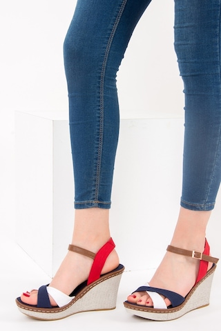 Fox Shoes Laci/beyaz/kırmızı Kadın Dolgu Topuklu Ayakkabı 9674040205 Laci