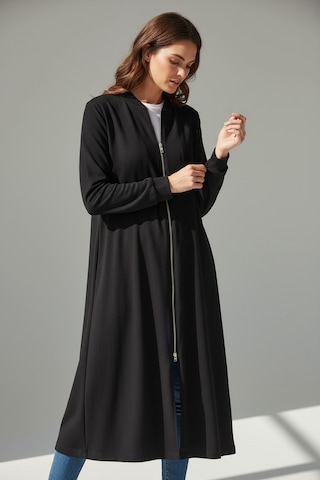 Kadın Önü Fermuarlı Kolu Manşetli Gizli Cepli Mevsimlik Kap Siyah