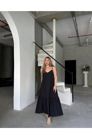 Poplin Kumaş Ayarlanabilir Askılı Elbise Siyah