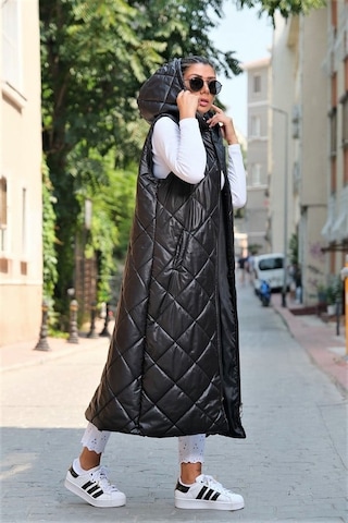 Veraura Lifestyle Siyah Kapüşonlu Cepli Baklava Desen Uzun Şişme Yelek