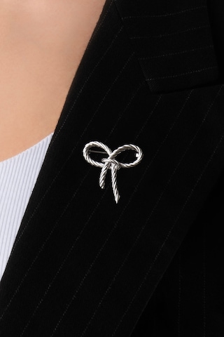 Kurdele 18 Ayar Beyaz Altın Kaplama Gümüş Broş Beyaz Altın Kaplama