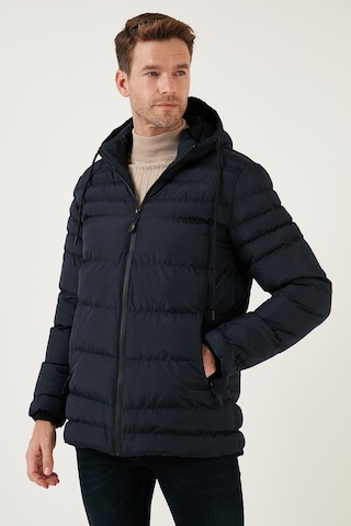 Buratti Su Itici Slim Fit Soğuğa Ve Rüzgara Dayanıklı Kapüşonlu Şişme Erkek Mont 649005 Lacivert