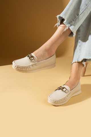Shoetek Gerda Kadın Makosen Ayakkabı Tokalı Babet Bej Cilt Bej Cilt