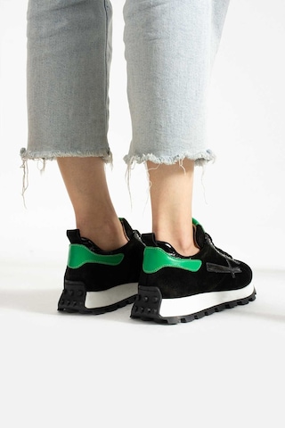 Bestello Bağcıklı Termo Taban Sneaker 331-uno12-13 Kadın Ayakkabı Sıyah Suet