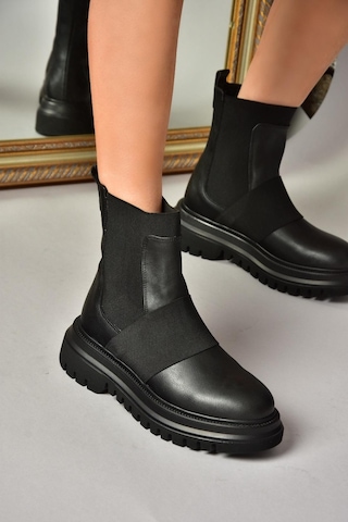 Fox Shoes T312101909 Siyah Kalın Tabanlı Kadın Bot Siyah