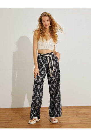 Koton Etnik Baskılı Bol Paça Pantolon Cepli Kemerli Siyah Desenli 3sak40096ew 3SAK40096EW9D9 Siyah Desenli