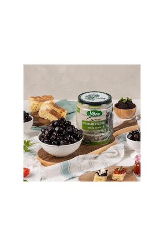 Gemlik Yıldızı Yağlı Sele Jumbo Siyah Zeytin 750 Gr Teneke