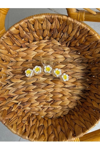 Şehrazat Handmade Büyük Boy Papatyali Mandal Toka Krem