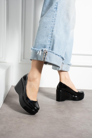 Zenneshoes Helena Dolgu Topuklu Kadın Ayakkabı Siyah Rugan
