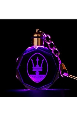 Maserati Işıklı Anahtarlık 7 Renk Şık Oto Car Keychain Kaliteli Logo Amblem