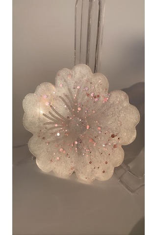 Sedefli Beyaz Üzerine Pembe Glitterli Çiçek Desen Bardak Altlığı Beyaz