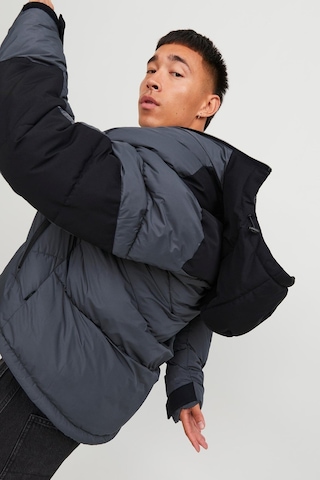 Jack & Jones Core Jcootis Suya Dayanıklı Kapüşonlu Erkek Mont - 12239001 001