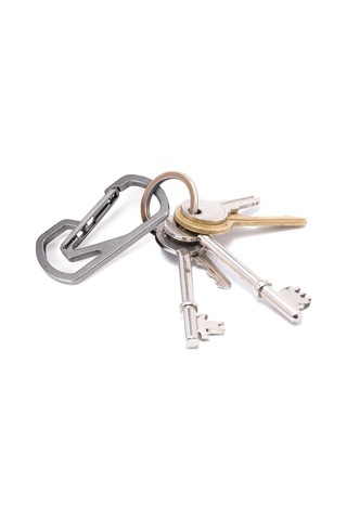 Novahub Ultra Hafif Titanyum Kancaklık - Çift Halkalı, Kaymaz, 16g Gümüş Anahtarlık Gümüş