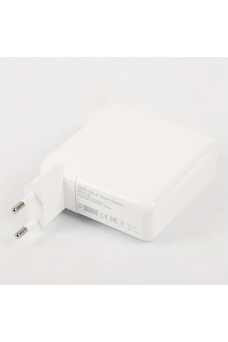 Xuweiwei Pd-100w 100w Pd Hızlı Şarj Adaptörü Eu Standart Type C Şarj Arayüzü Telefon Tablet Dizüstü Bilgisayar Altın