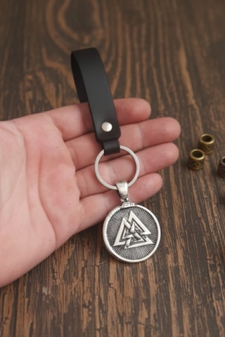 Gerçek Deri Anahtarlık Valknut Figürlü Çift Taraflı Siyah Hakiki Deri Anahtarlık Hediye Anahtarlık Antik Gümüş