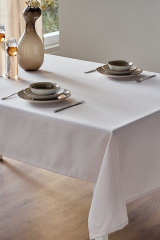 Grade Masa Örtüsü 140x240cm - Krem