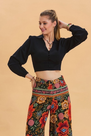 Los Banditos Gömlek Yaka Düğme Detaylı Crop Bluz Siyah