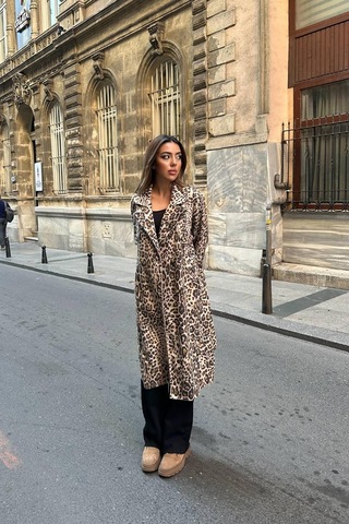 Alemdarshop Leopar Ön Ve Arkası Pelerinli Kaban Çok Renkli